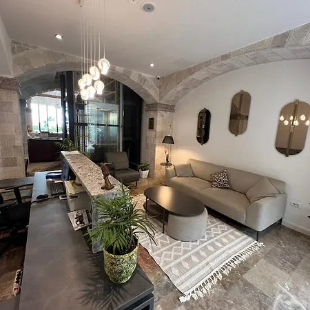 호텔 Trevi & Restorant, Shëngjin