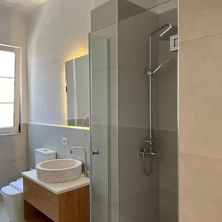 Trevi & Restorant, 4* Shëngjin