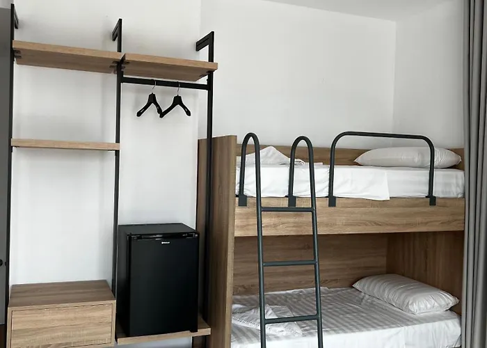 Trevi & Restorant, Shëngjin