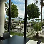 Hotel Trevi & Restorant,