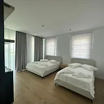 Hotel Trevi & Restorant, 4*