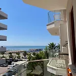 Trevi & Restorant, Hotel Shëngjin