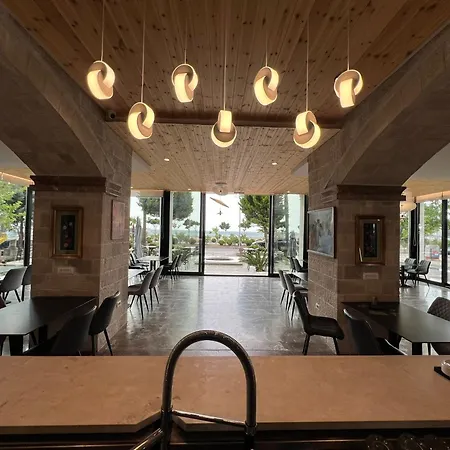 Trevi & Restorant, Shëngjin