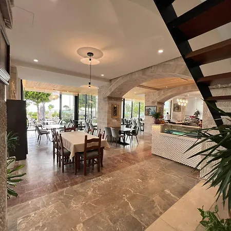 Hotell Trevi & Restorant, Shëngjin