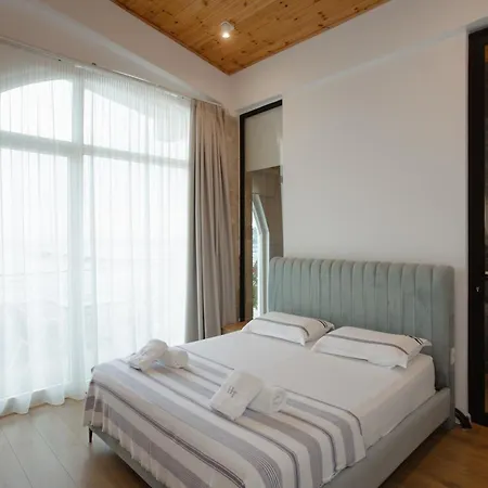 Trevi & Restorant, Hotel Shengjin (Lezhe)