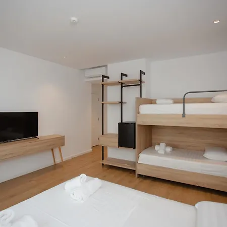 Trevi & Restorant, Hotel