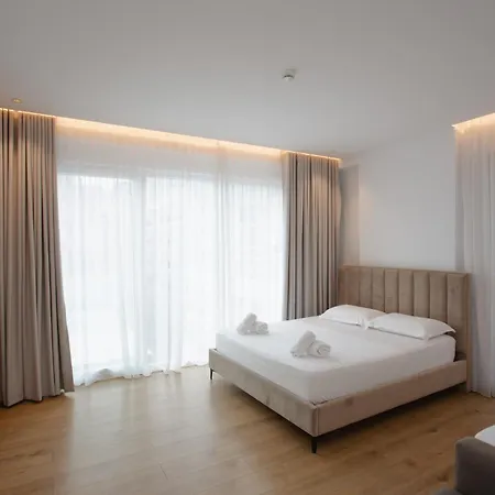Trevi & Restorant, 4*