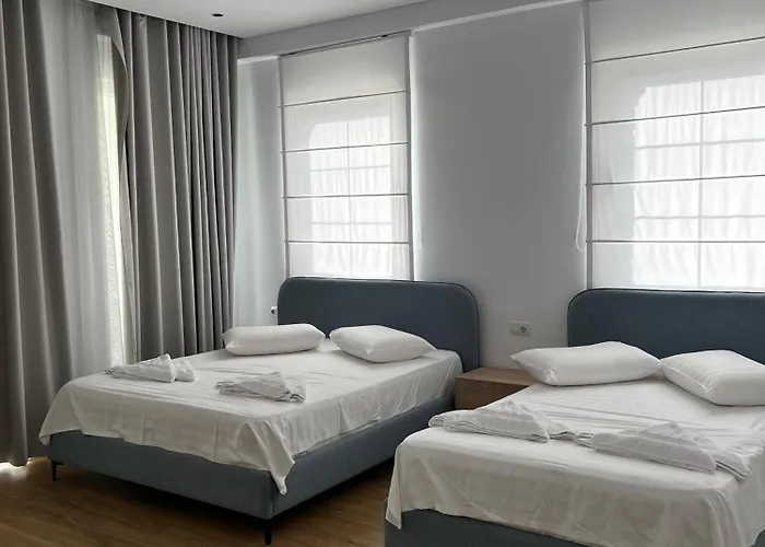 Hotel Trevi & Restorant,